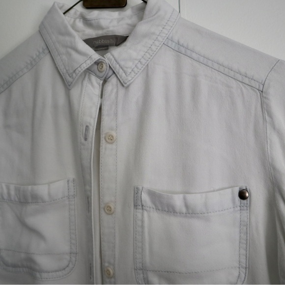 Rubbish (Nordstrom) soft blue button up shirt - Picture 4 of 4